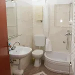 In With Terrace, Air Conditioning, Wi-fi